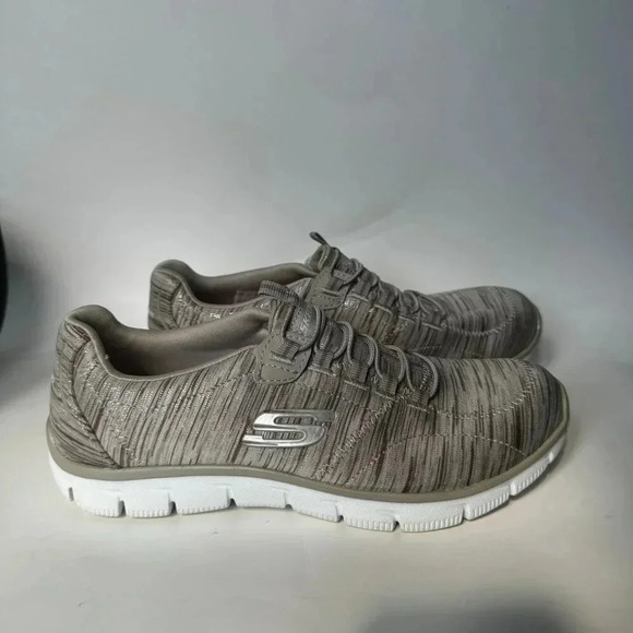 Skechers Relaxed Fit Empire Game On Slip On Taupe Sneakers Women's Size8.5 - Picture 2 of 7